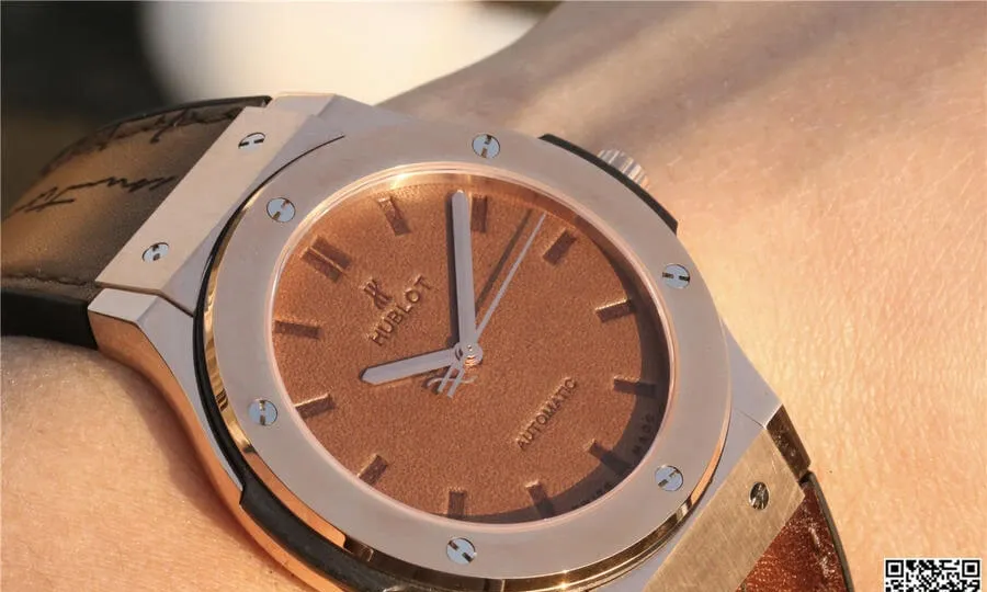 Hublot Classic Fusion 511.OX.0500.VR.BER16 TW Factory 1:1 Best Edition Replica Watch Cowhide strap